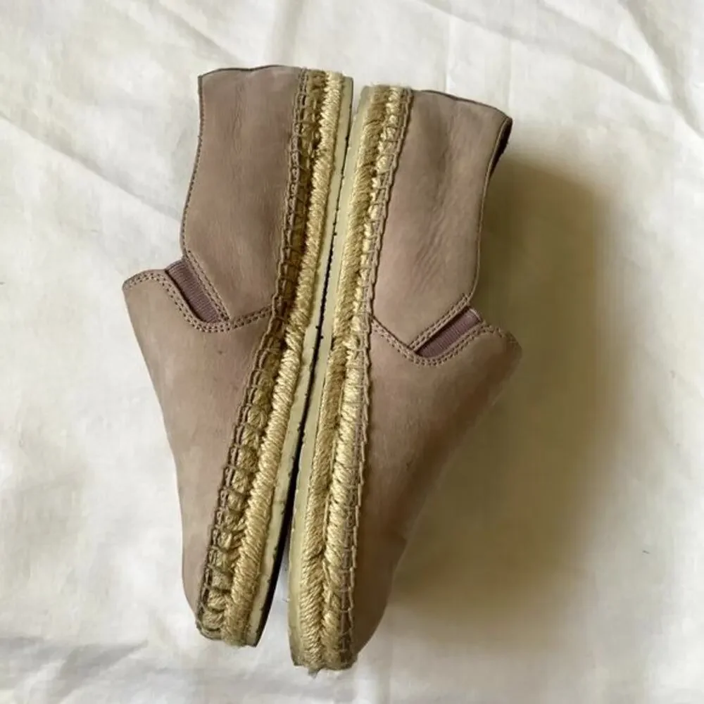 Frye 7.5 light‎ pink  Espadrille Flats